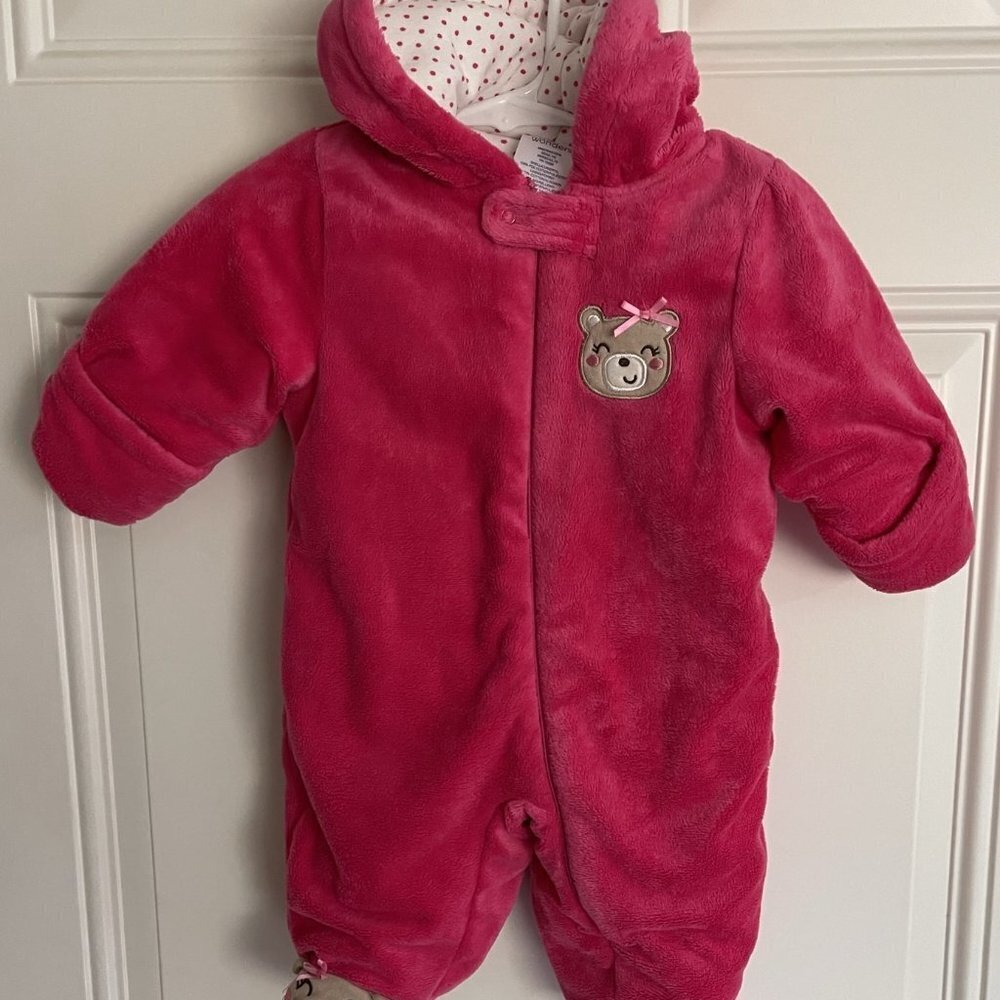 GIRL'S Size 0 To 3 Months One Piece Pink Plush Snow Suit W/ Little Ears Bunting